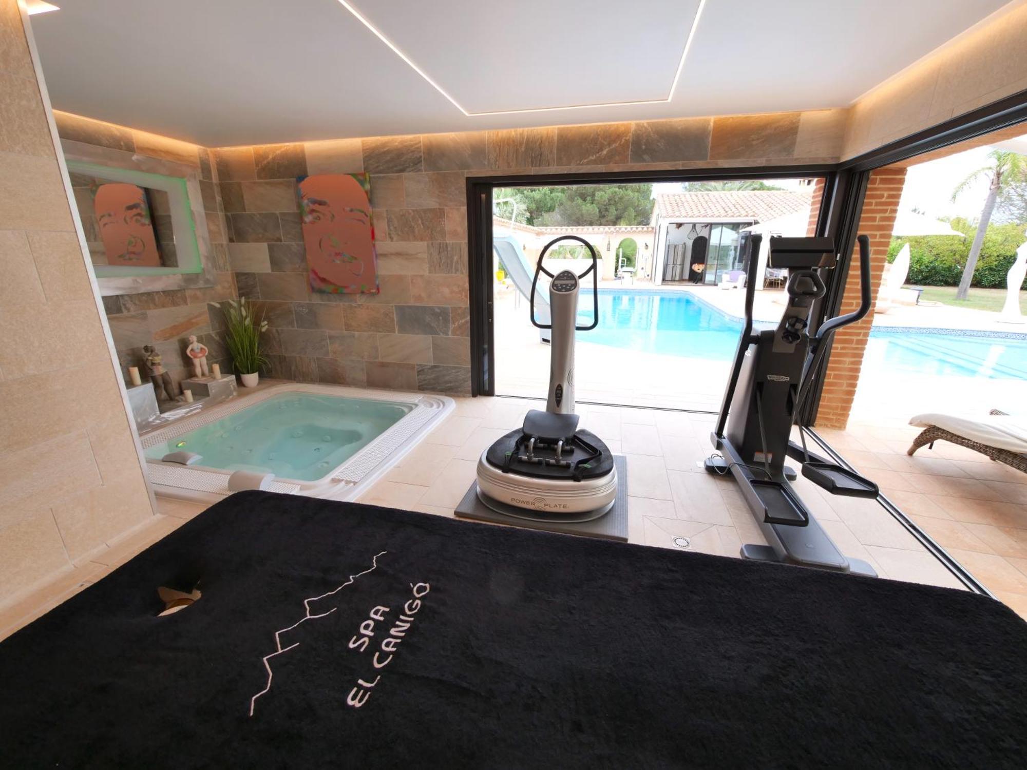 D'hotes & Mas Dels Esquirols Bed & Breakfast